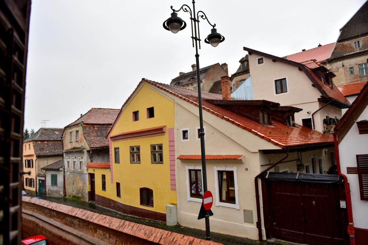 Flh - Anna'S Guest House Сибиу Екстериор снимка